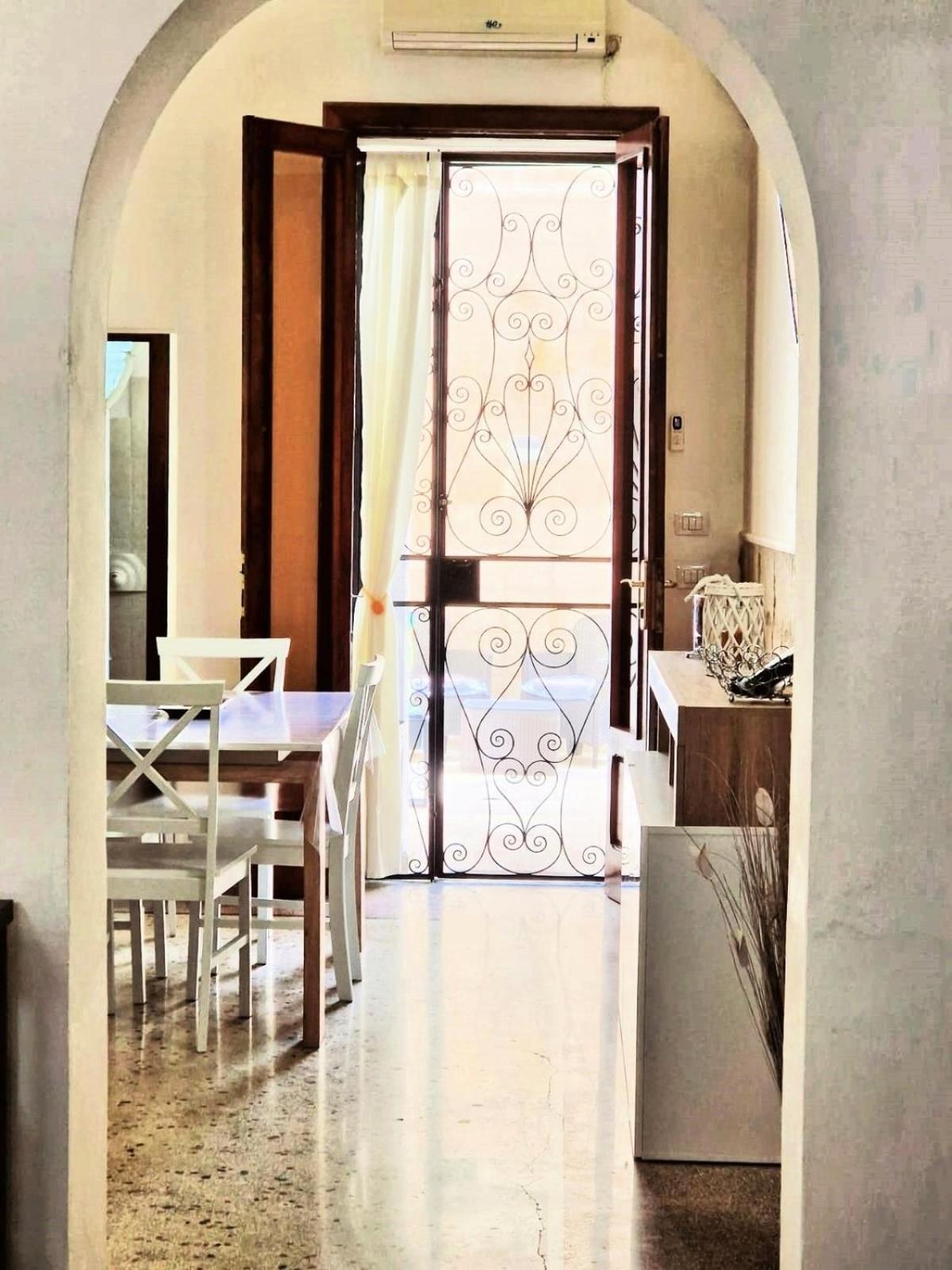 Casa Dante Deliziosa Casa A Due Passi Dal Centro Βίλα Λέτσε Εξωτερικό φωτογραφία