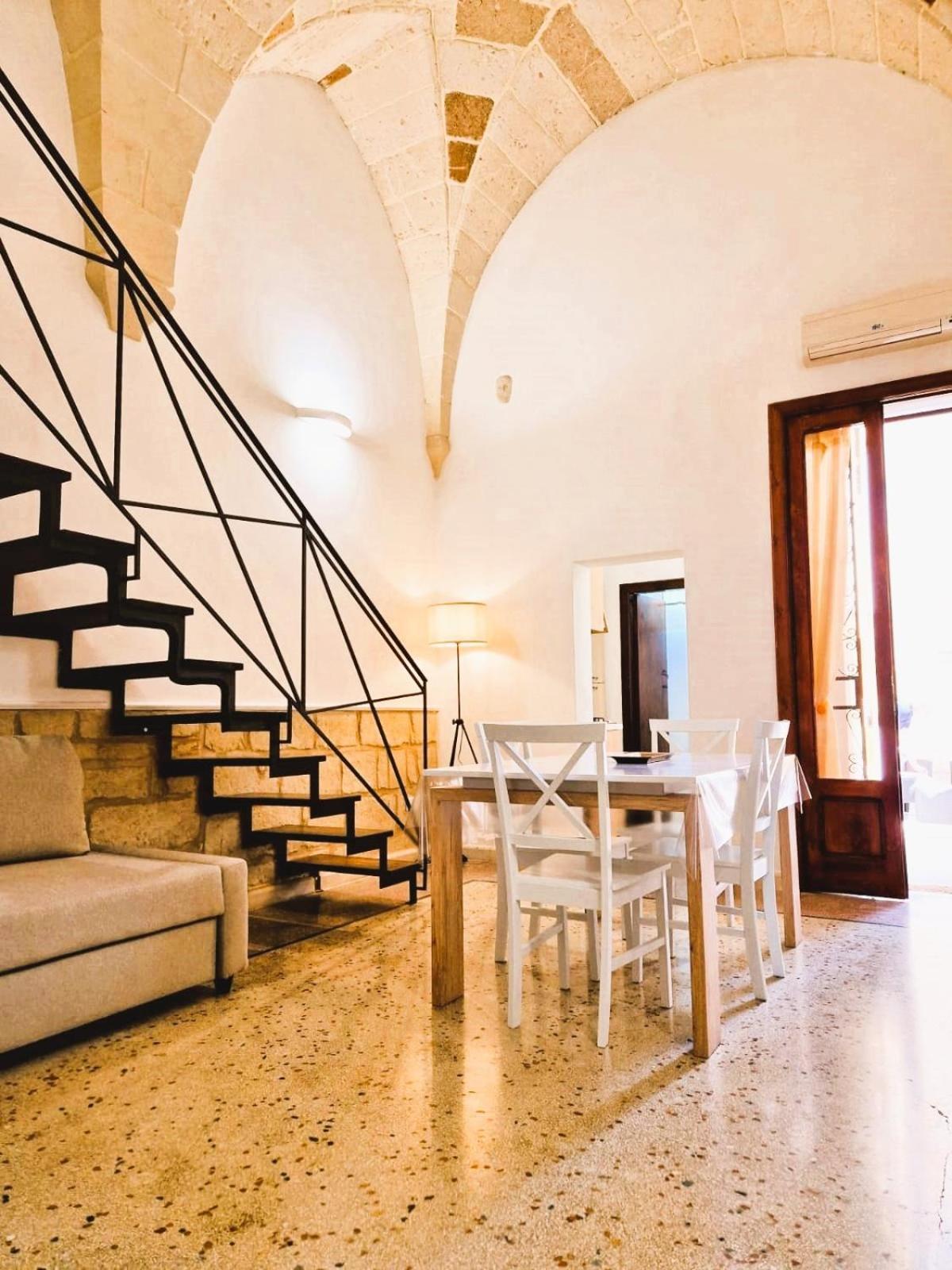 Casa Dante Deliziosa Casa A Due Passi Dal Centro Βίλα Λέτσε Εξωτερικό φωτογραφία